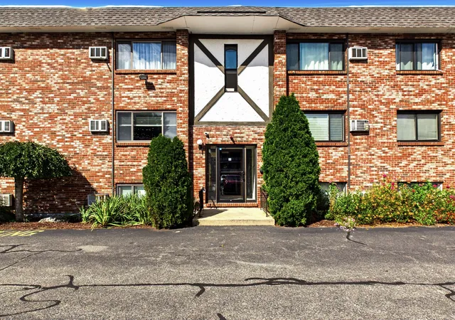 Photo 1 of Condo for sale at 33 Mccormick Ter #39, Stoughton, MA 02072 | MLS# 73582559 | Listing updated on 2026-10-13