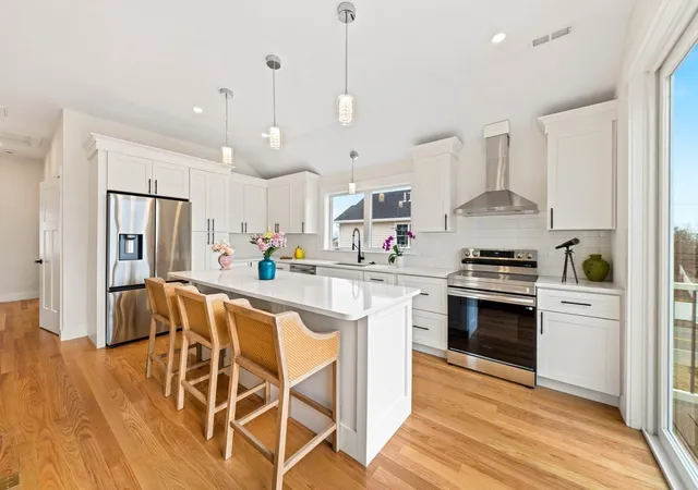 Listing Photo 4 - Condo for sale in building located at 2 Old County Rd, Salisbury, MA 01952 - Unit #5
