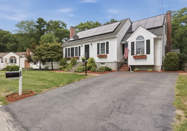 Photo 2 of Single family home for sale at 60 Valleyview Rd, Bellingham, MA 02019 | MLS# 73570494 | Listing updated on 2026-10-16