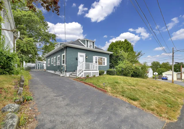 Photo 1 of Single family home for sale at 7 Williams Ave, Dedham, MA 02026 | MLS# 73571902 | Listing updated on 2026-09-08