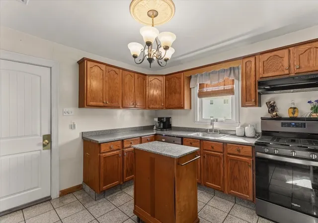 Photo 4 of House for sale at 47 Bush St, Fall River, MA 02724 | MLS# 73572711 | Listing updated on 2026-10-04