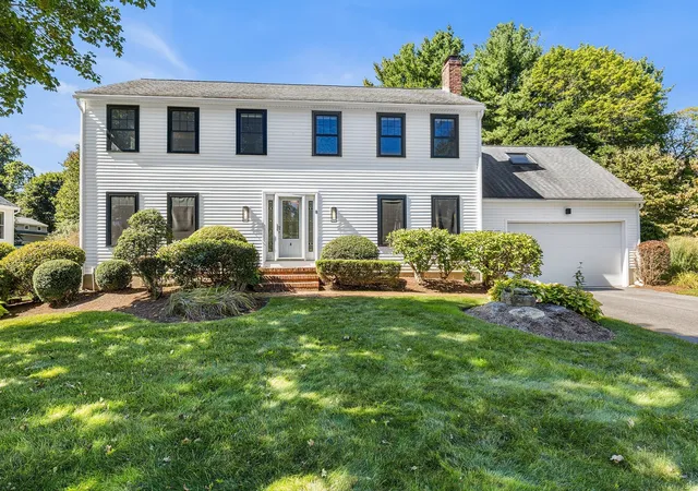 Photo 1 of Single family home for sale at 8 Lantern Ln, Shrewsbury, MA 01545 | MLS# 73579336 | Listing updated on 2026-10-23