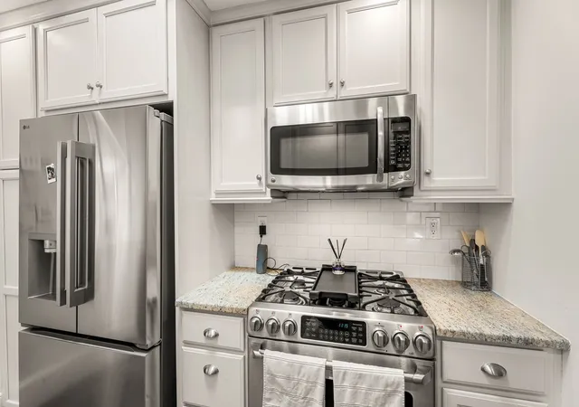Photo 4 of Condo for sale at 198 Saint Botolph St #9, Boston, MA 02115 | MLS# 73574319 | Listing updated on 2026-09-13