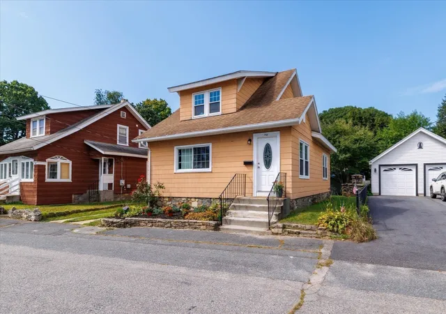 Photo 2 of Single family home for sale at 308 Bridle Path, Worcester, MA 01604 | MLS# 73574908 | Listing updated on 2026-09-14