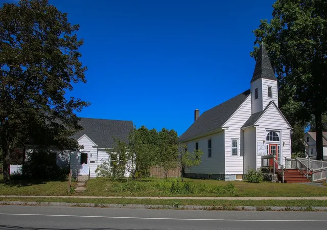 Photo 1 of Sale Pending at 421 Elm St, Pittsfield, MA 01201 | MLS# 73579803 | Listing updated on 2026-10-14