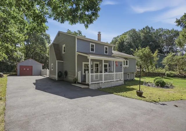 Photo 2 of Sale Pending at 30 Bean Rd, Sterling, MA 01564 | MLS# 73577360 | Listing updated on 2026-10-14