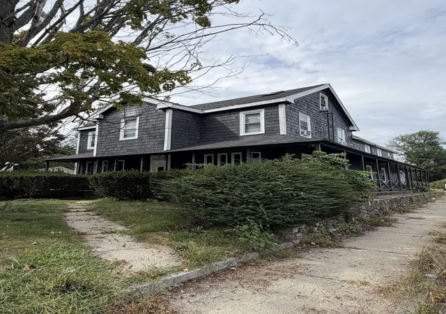 Photo 2 of Sale Pending at 847 Pearl St, Brockton, MA 02301 | MLS# 73571387 | Listing updated on 2026-09-29