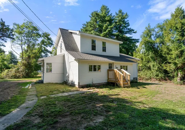 Photo 1 of Single family home for sale at 61 Pelham Rd, Amherst, MA 01002 | MLS# 73574257 | Listing updated on 2026-10-07