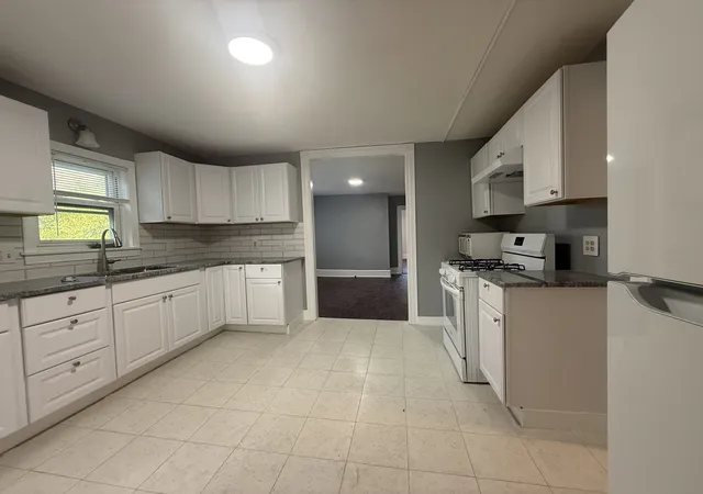 Photo 2 of Sale Pending at 723 Main, Warren, MA 01083 | MLS# 73579253 | Listing updated on 2026-10-14