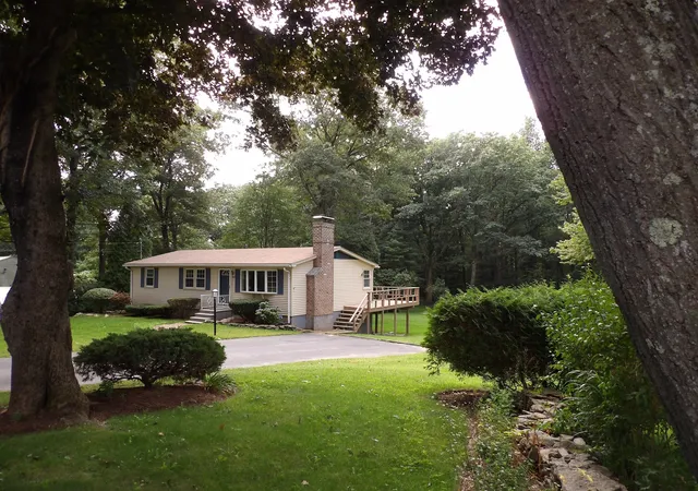 Photo 3 of Single family home for sale at 53 H Putnam Rd, Charlton, MA 01507 | MLS# 73573774 | Listing updated on 2026-09-13