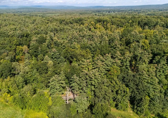 Photo 3 of Sale Pending at 40 Porter St, Granby, MA 01033 | MLS# 73574885 | Listing updated on 2026-10-02