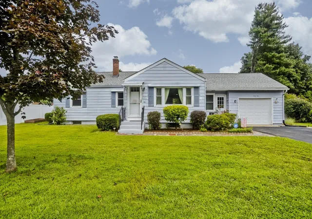 Photo 2 of Sale Pending at 41 Dartmouth St, Agawam, MA 01001 | MLS# 73573806 | Listing updated on 2026-10-07