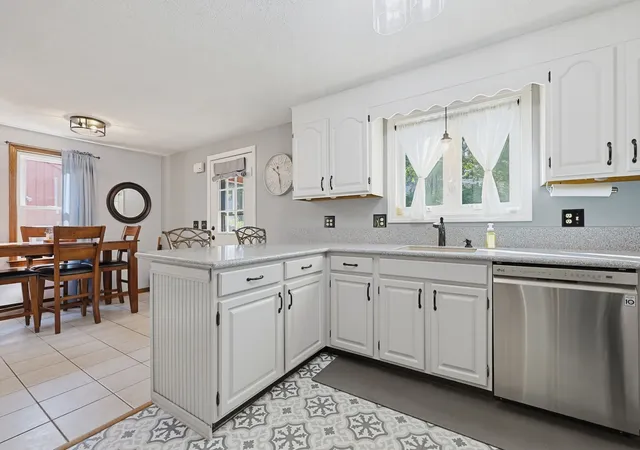Photo 3 of Condo for sale at 12 Marywood #B, Uxbridge, MA 01569 | MLS# 73586438 | Listing updated on 2026-10-13