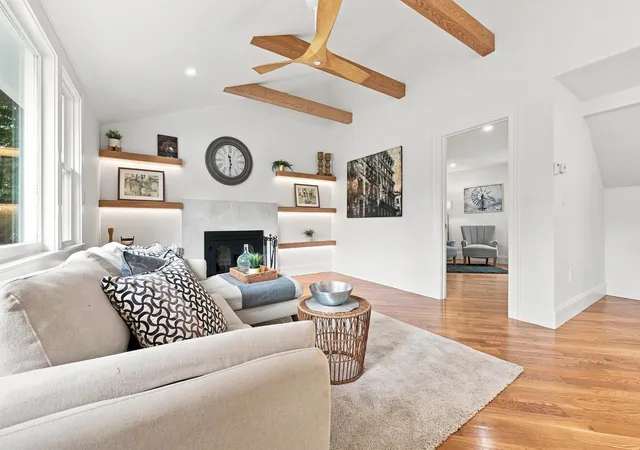 Photo 3 of Single family home for sale at 121 Elm St, North Reading, MA 01864 | MLS# 73575242 | Listing updated on 2026-09-14