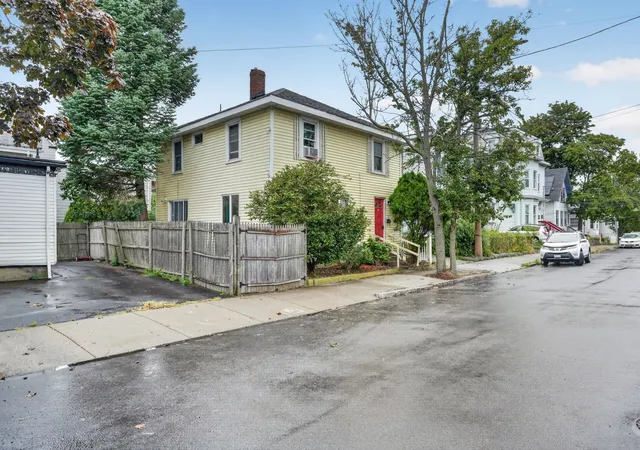 Photo 17 of Single family home for sale at 21 Sachem St, Lynn, MA 01902 | MLS# 73571245 | Listing updated on 2026-10-07