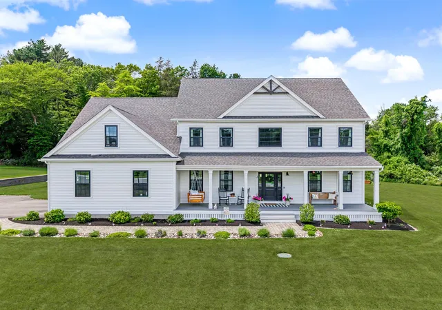 Single family home for sale at 3 Conway Ln, Foxboro, MA 02035 | MLS# 73573667