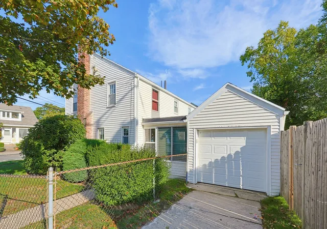 Photo 2 of Sale Pending at 37 Harvard St, Quincy, MA 02171 | MLS# 73582115 | Listing updated on 2026-10-11
