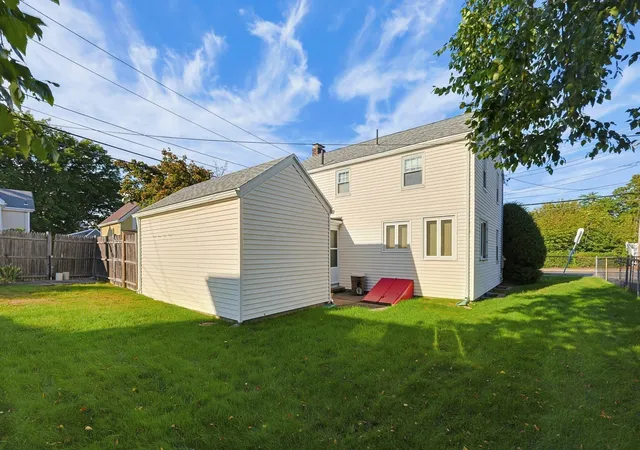 Photo 4 of Sale Pending at 37 Harvard St, Quincy, MA 02171 | MLS# 73582115 | Listing updated on 2026-10-11
