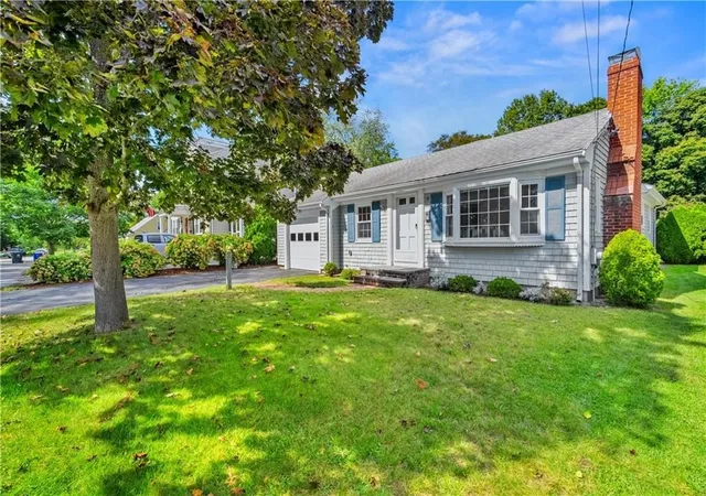 Photo 3 of Single family home for sale at 19 Beaumont St, Rumford, RI 02916 | MLS# 73582623 | Listing updated on 2026-10-28