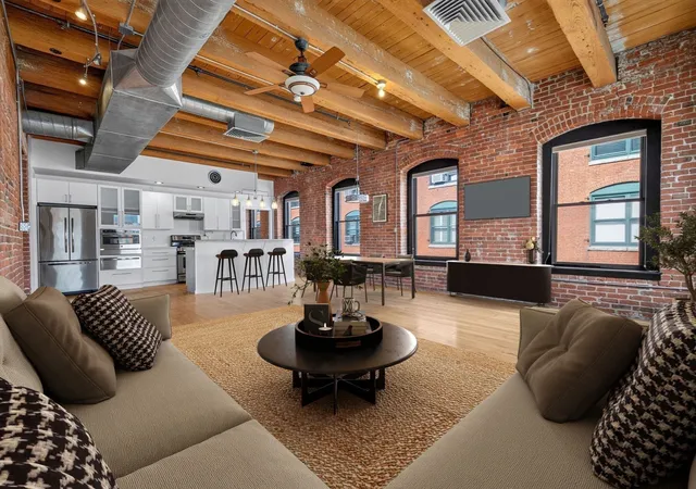 Photo 2 of Condo for sale at 21 Wormwood St #515, Boston, MA 02210 | MLS# 73574453 | Listing updated on 2026-09-13