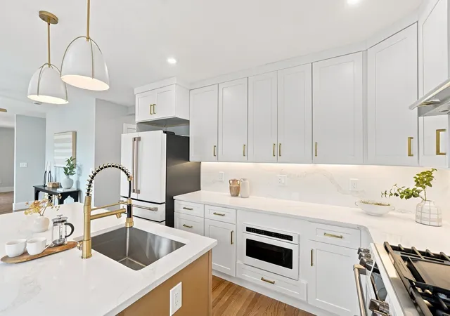Listing Photo 5 - Condo for sale in building located at 750 Mount Auburn St, Watertown, MA 02472 - Unit #750