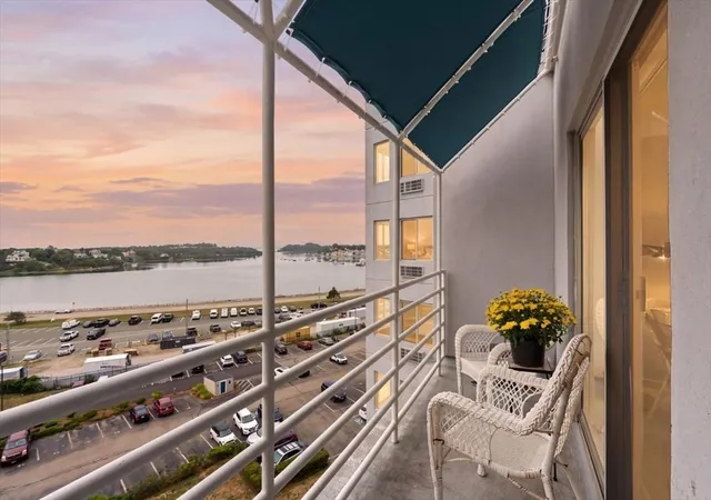 Photo 2 of Condo for sale at 9 Park Ave #707, Hull, MA 02045 | MLS# 73575534 | Listing updated on 2026-10-02