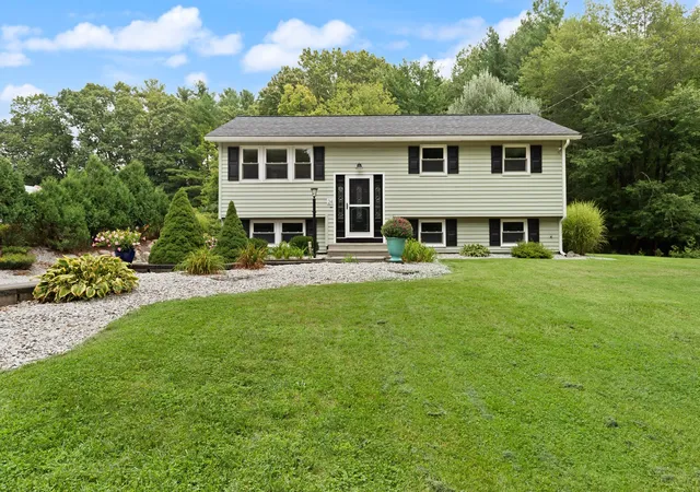 Photo 2 of Sale Pending at 24 Sleigh Rd, Chelmsford, MA 01824 | MLS# 73573778 | Listing updated on 2026-09-29