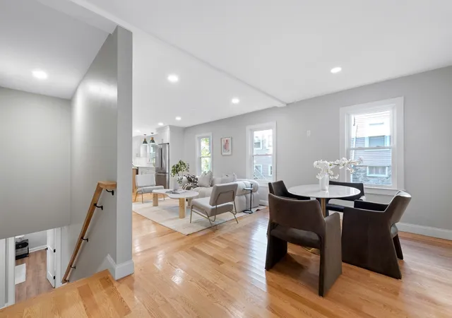 Listing Photo 5 - Condo for sale in building located at 19-21 Farrington St, Arlington, MA 02474