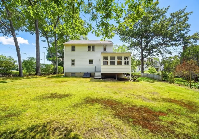 Photo 3 of Single family home for sale at 32 Dividence Rd, Reading, MA 01867 | MLS# 73573226 | Listing updated on 2026-09-12