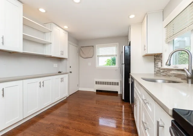 Listing Photo 4 - Condo for sale in building located at 92 Elsie St, Everett, MA 02149