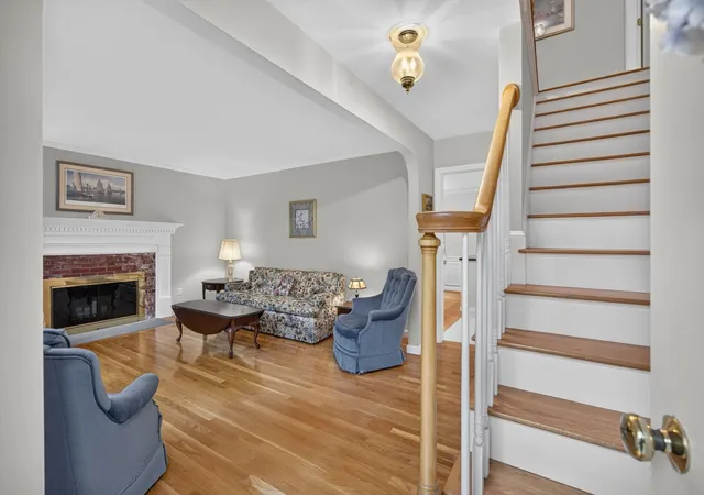 Photo 2 of Single family home for sale at 31 Little Neck Way, Marstons Mills, MA 02648 | MLS# 73588204 | Listing updated on 2026-10-13