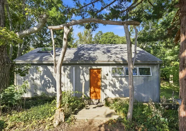 Photo 2 of Single family home for sale at 365 Chequessett Neck Rd, Wellfleet, MA 02667 | MLS# 73573075 | Listing updated on 2026-09-12