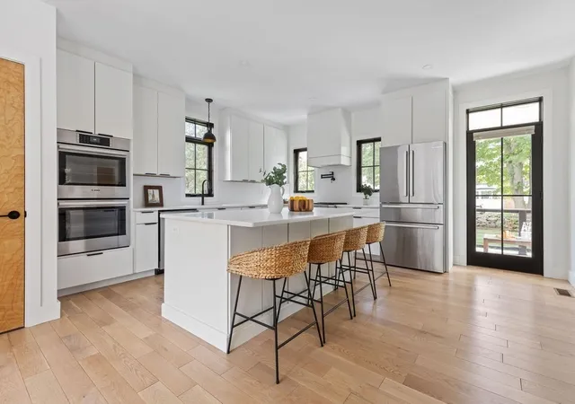 Photo 3 of Sale Pending at 1 Sunset Ln, South Dartmouth, MA 02748 | MLS# 73574598 | Listing updated on 2026-09-15