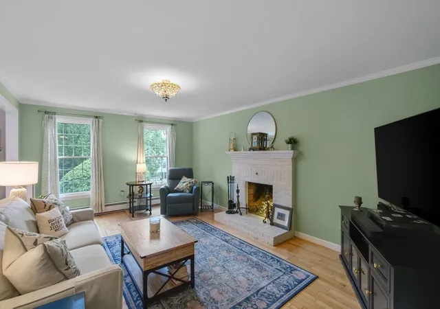 Photo 3 of Single family home for sale at 29 Townline Rd, Franklin, MA 02038 | MLS# 73570883 | Listing updated on 2026-09-05
