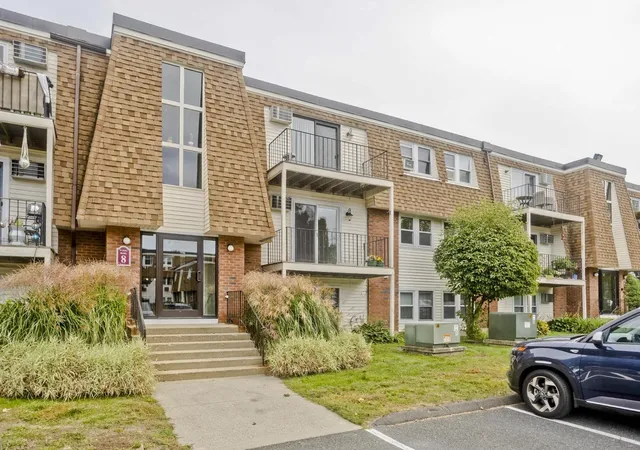 Photo 1 of Sale Pending at 80 Damon Rd #8206, Northampton, MA 01060 | MLS# 73583638 | Listing updated on 2026-10-16