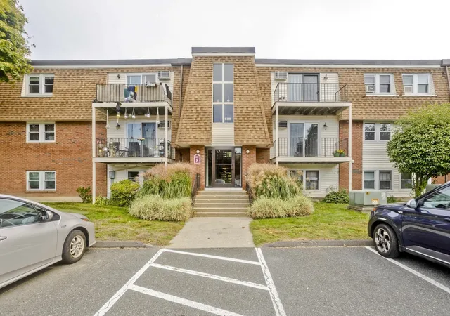 Photo 2 of Sale Pending at 80 Damon Rd #8206, Northampton, MA 01060 | MLS# 73583638 | Listing updated on 2026-10-16