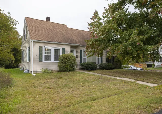 Photo 2 of Single family home for sale at 31 Archer St, Bellingham, MA 02019 | MLS# 73584490 | Listing updated on 2026-10-08