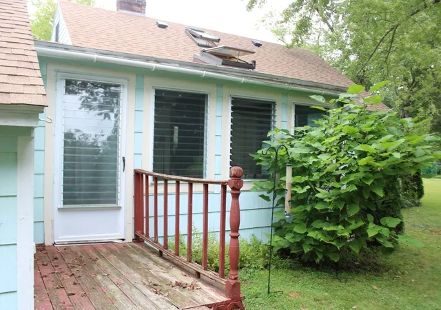 Photo 3 of Single family home for sale at 14 Place Ter, Greenfield, MA 01301 | MLS# 73573297 | Listing updated on 2026-09-17