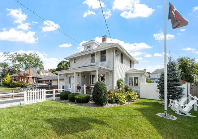 Photo 2 of Single family home for sale at 102 Narragansett Rd, Quincy, MA 02169 | MLS# 73580076 | Listing updated on 2026-09-24