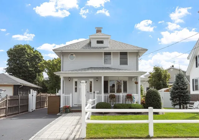 Photo 3 of Single family home for sale at 102 Narragansett Rd, Quincy, MA 02169 | MLS# 73580076 | Listing updated on 2026-09-24