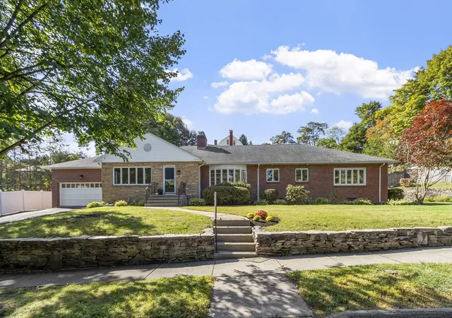 Single family home for sale at 19 Chamberlain Pkwy, Worcester, MA 01602 | MLS# 73588290