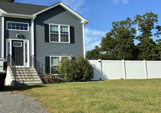 Photo 3 of Sale Pending at 32 Indian Inn Rd, Thompson, CT 06277 | MLS# 73579223 | Listing updated on 2026-09-22