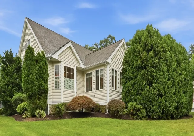 Photo 2 of Sale Pending at 68 Braeburn Ln #68, Ashland, MA 01721 | MLS# 73567563 | Listing updated on 2026-09-06