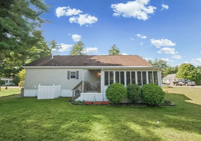Photo 2 of Manufactured home for sale at 2 Hawthorne Ln, Nashua, NH 03062 | MLS# 73585198 | Listing updated on 2026-10-07