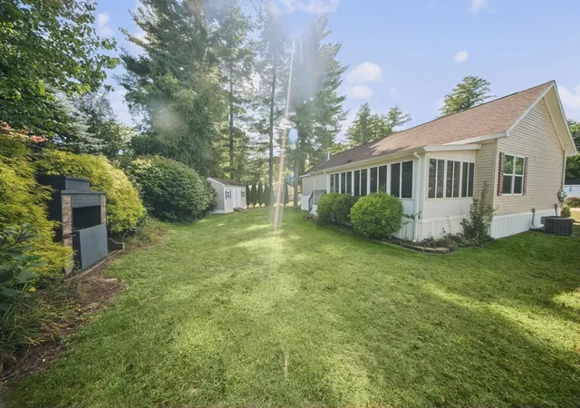 Photo 3 of Manufactured home for sale at 2 Hawthorne Ln, Nashua, NH 03062 | MLS# 73585198 | Listing updated on 2026-10-07