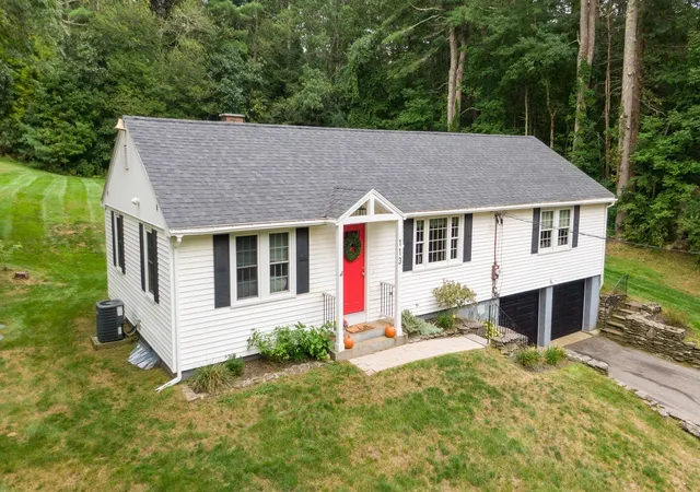 Photo 2 of Sale Pending at 113 Charlton Rd, Spencer, MA 01562 | MLS# 73576413 | Listing updated on 2026-10-25