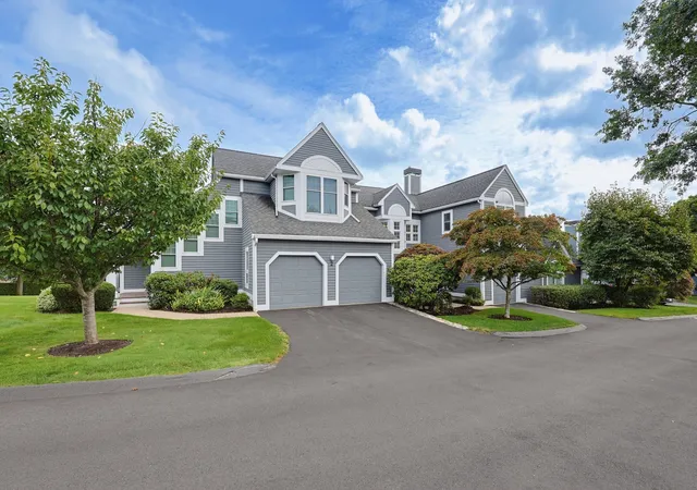 Photo 1 of Condo for sale at 15 Kings Way #4, Waltham, MA 02451 | MLS# 73573867 | Listing updated on 2026-09-15