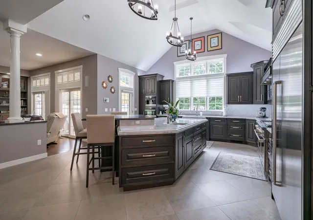Photo 3 of Single family home for sale at 4 Crestwood Ln, Nashua, NH 03062 | MLS# 73572114 | Listing updated on 2026-09-08