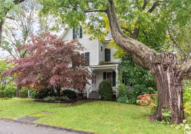Photo 3 of Single family home for sale at 27 Cherry St, Gardner, MA 01440 | MLS# 73584481 | Listing updated on 2026-10-04