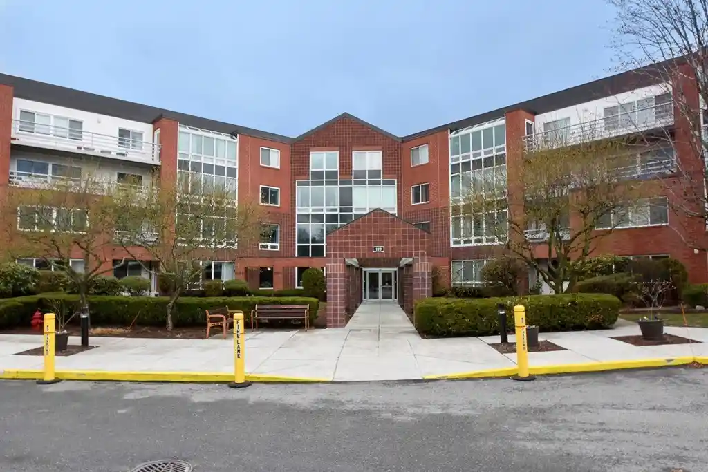 Listing Photo 1 - Condo for sale in 166th Pl Ln located at 166th Pl Ln, Woburn, MA 01801 - Unit #166